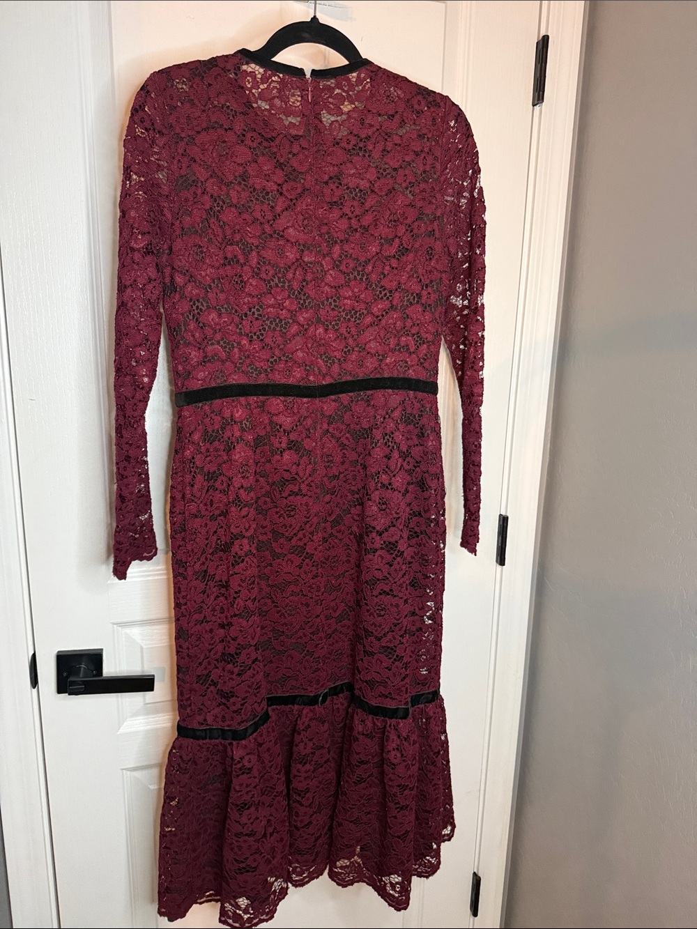 Maggy London Burgundy Lace Long-Sleeve Midi Dress with Black Trim - Picture 10 of 11